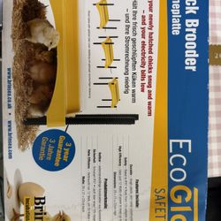 Eco Glow Chicken Brooder 
