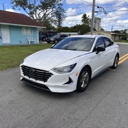 2021 HYUNDAI SONATA SE