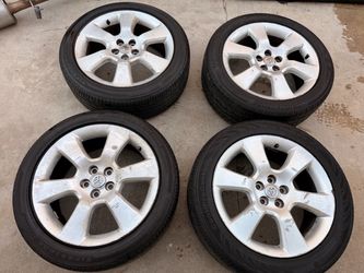 2005 Toyota matrix , Corolla rim 17”