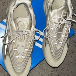 $120 Adidas Shoes Size 11.5