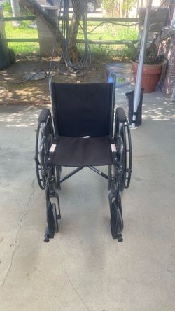 MEDLINE WHEELCHAIR