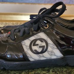 Gucci MEN'S Black Patent Leather Hologram GG Sneakers 10 G