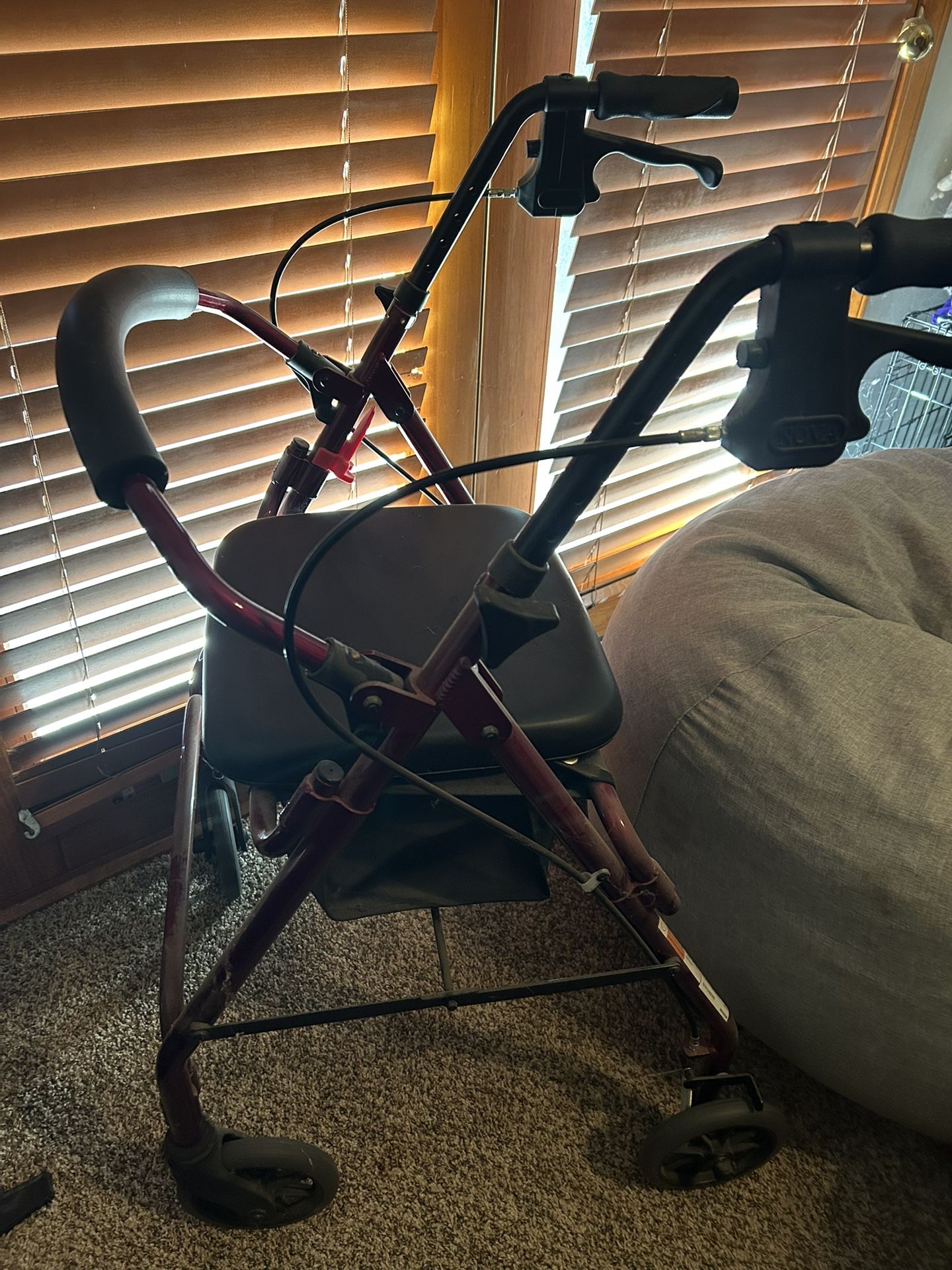 Nova Rollator