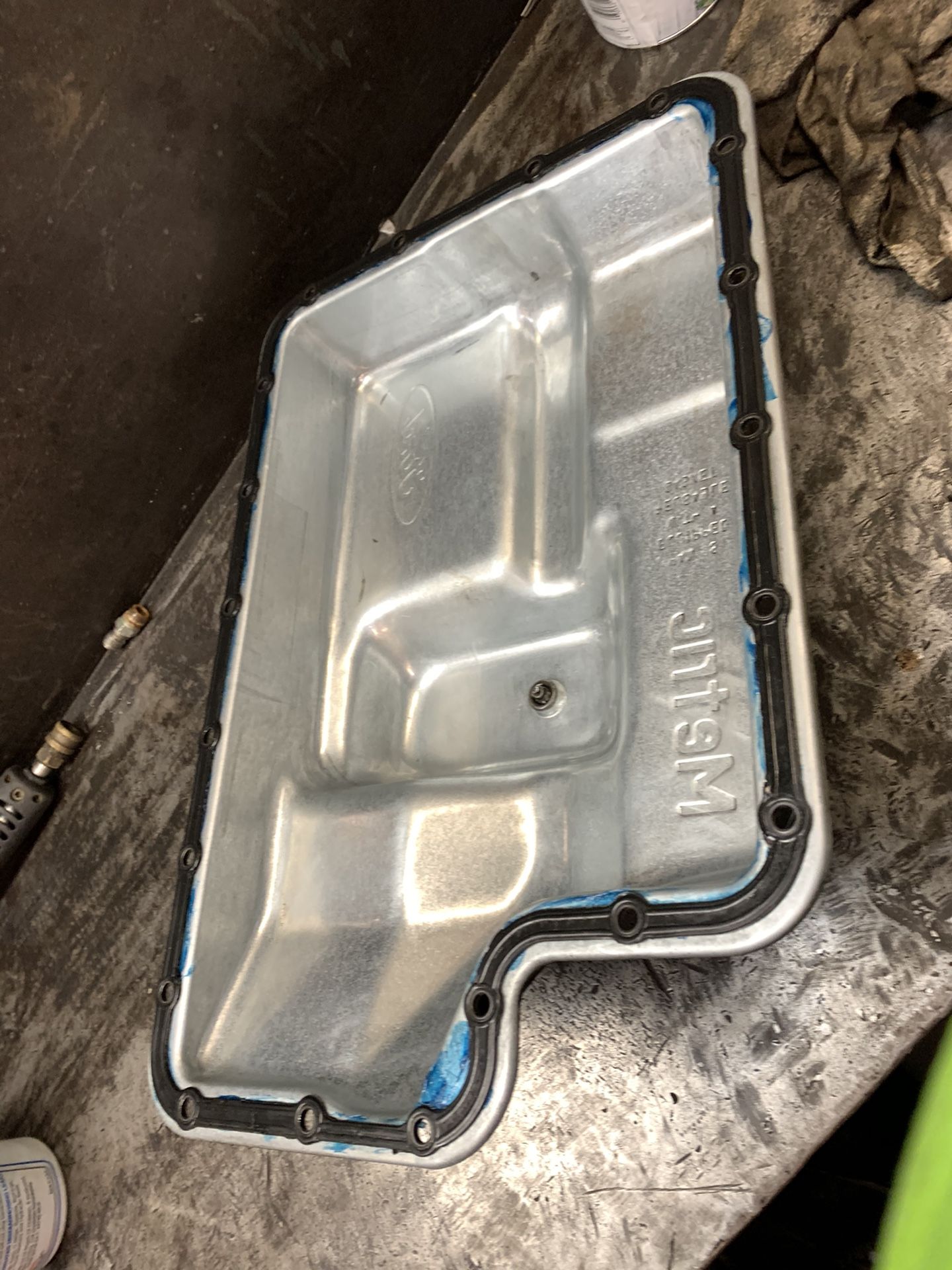 4r100 4x4 Transmission Pan With Gasket
