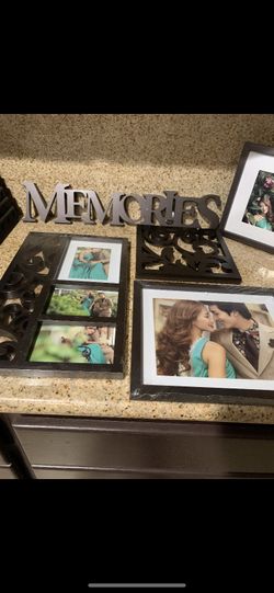 Picture frame set