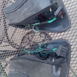 2001 2004 BMW X5  Tail Lights