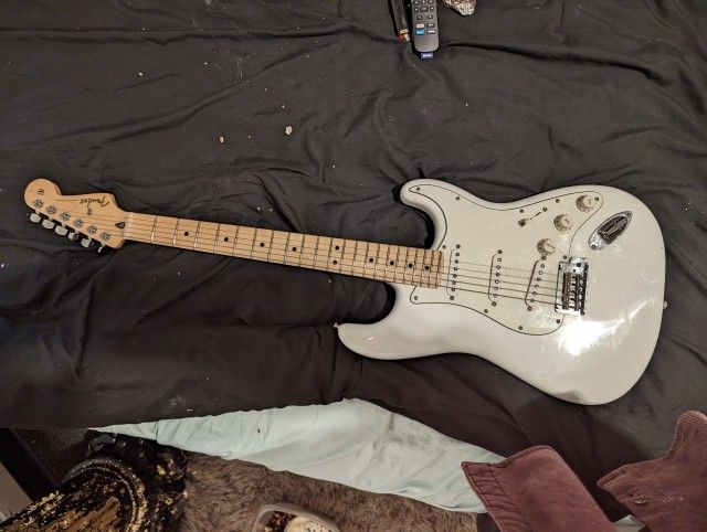 Fender Stratocaster