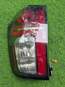 Chevrolet Tahoe/ Suburban Taillamp 2021 2022 2023 2024 Left Side (Rear Driver) OEM
