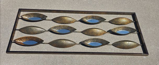 Metal wall decor / mirror