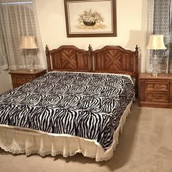 Solid wood Cal king bed frame & 2 dresser