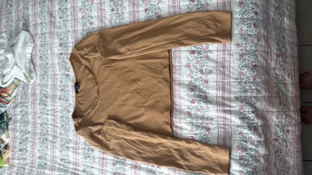 Women shirt, size medium