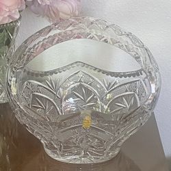 WORLD’s FINEST CRYSTAL BASKET