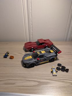 LEGO Speed Champions Chevrolet Corvette C8.R Race Car and 1968 Chevrolet Corvette (76903)