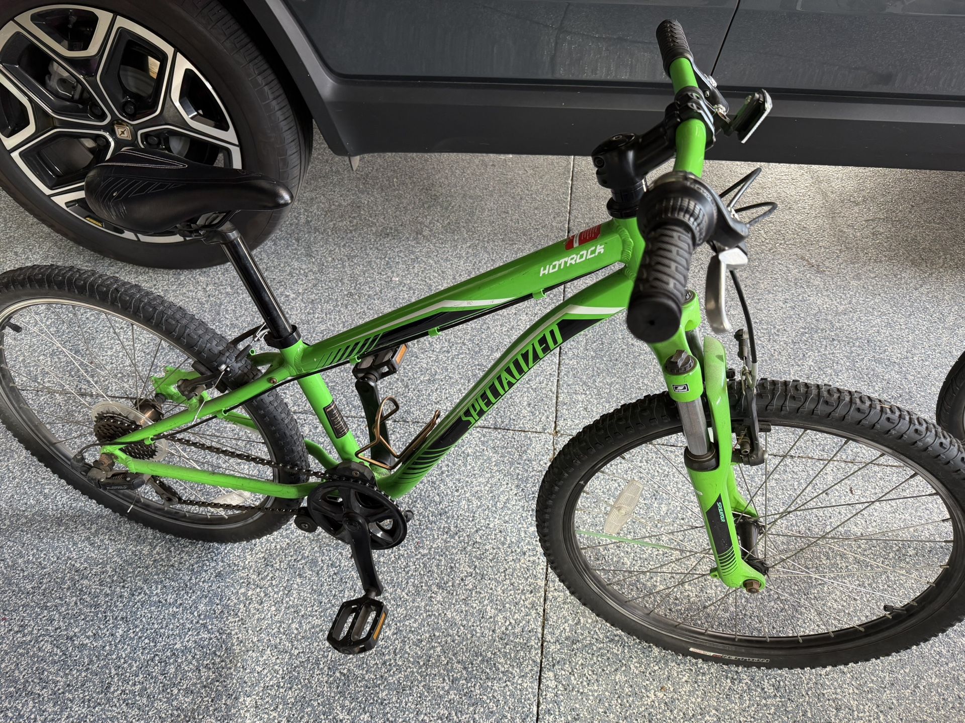 Specialized Hotrock Kids Mountain Bike