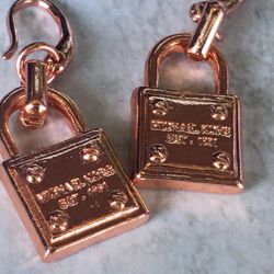 Michael Kors Lock Earrings Rose Gold