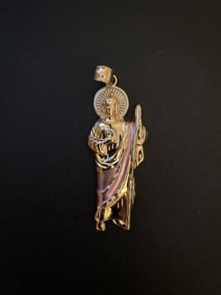 Gold plated tricolor St Jude pendant 