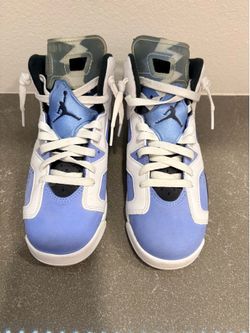 Selling Retro Jordan 6 Size 6 youth