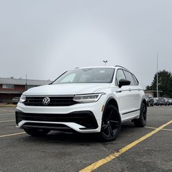 2024 Volkswagen Tiguan SE R Line Black 4motion Sport Utility 
