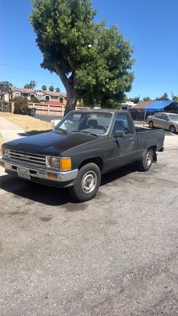 1988 toyota truck pick up