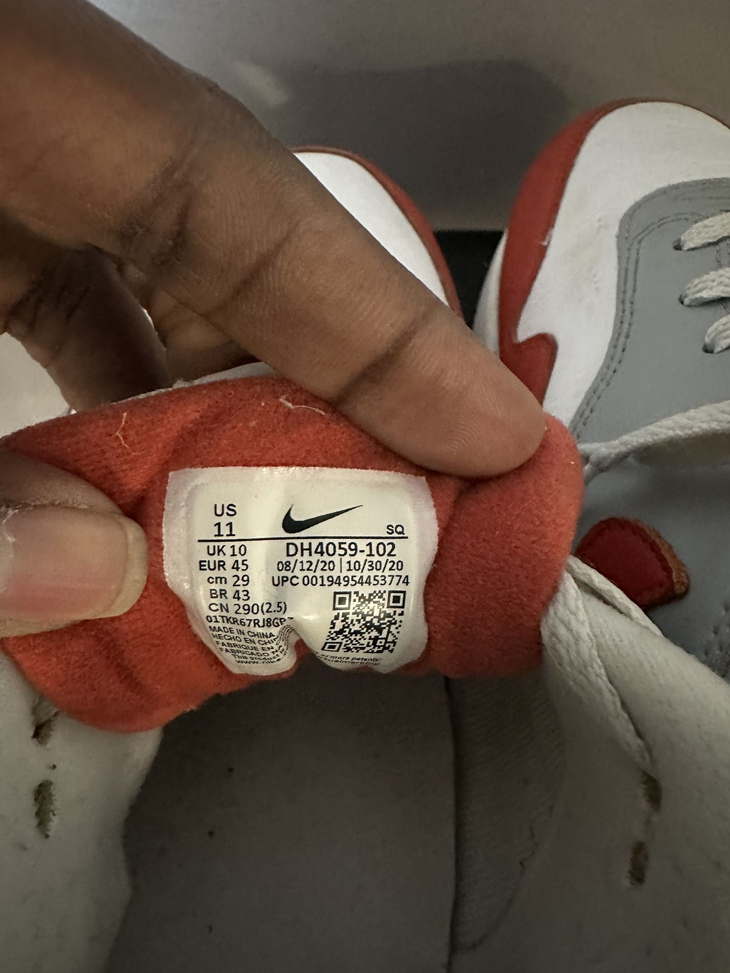 🔥 Nike Air Max 1 White / University Red / Grey – Size 11