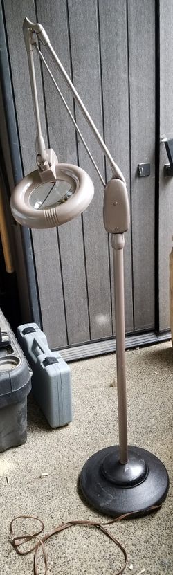 Vintage/antique Dazer Architect/Jewelers Magnifiing Lamp