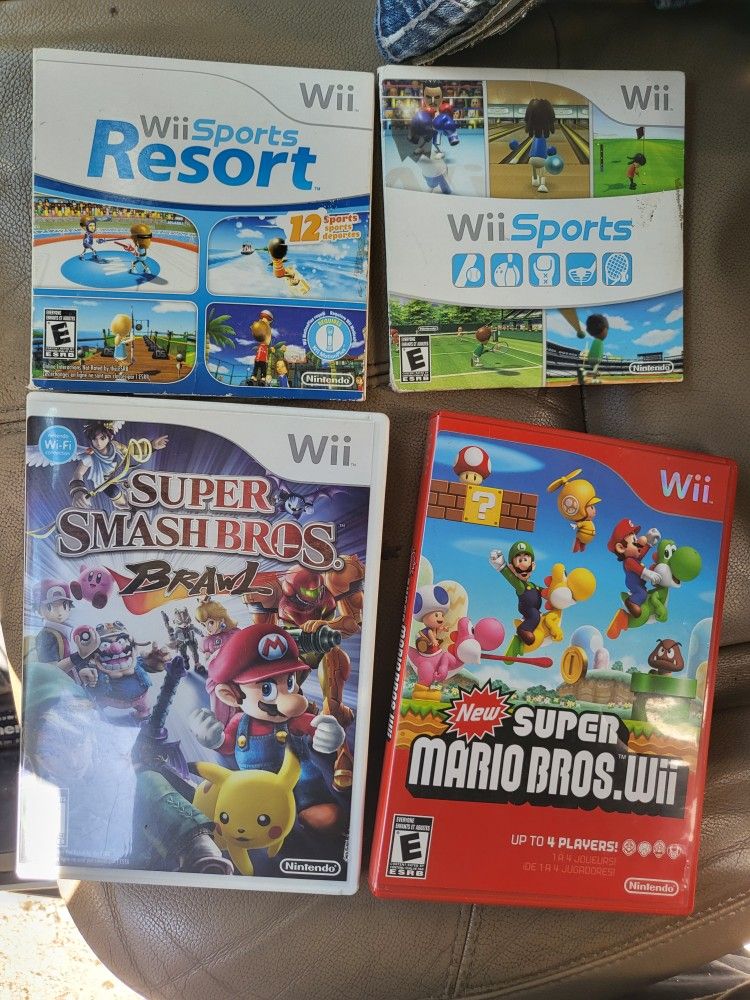 4 Of The Best Nintendo Wii Games. Super Mario, Smash Bros, Sports Resort, Wii Sports