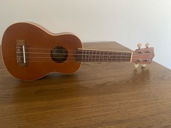Mitchell Ukelele