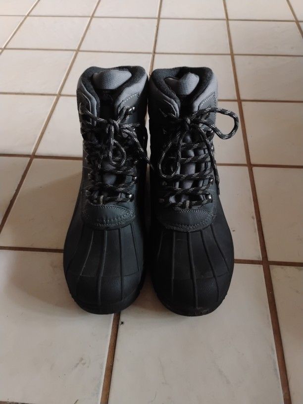 Eddie Bauer Snow Boots