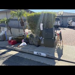 FREE FURNITURE/CLOTHES/GAMES/BOOKS/ETC