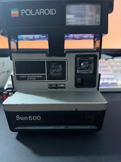 Polaroid Sun 600 LMS