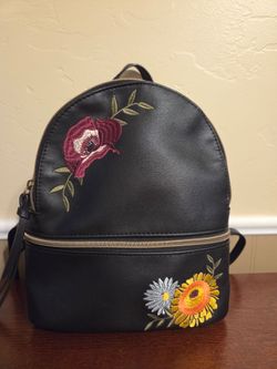 Black mini backpack Floral Embroidery