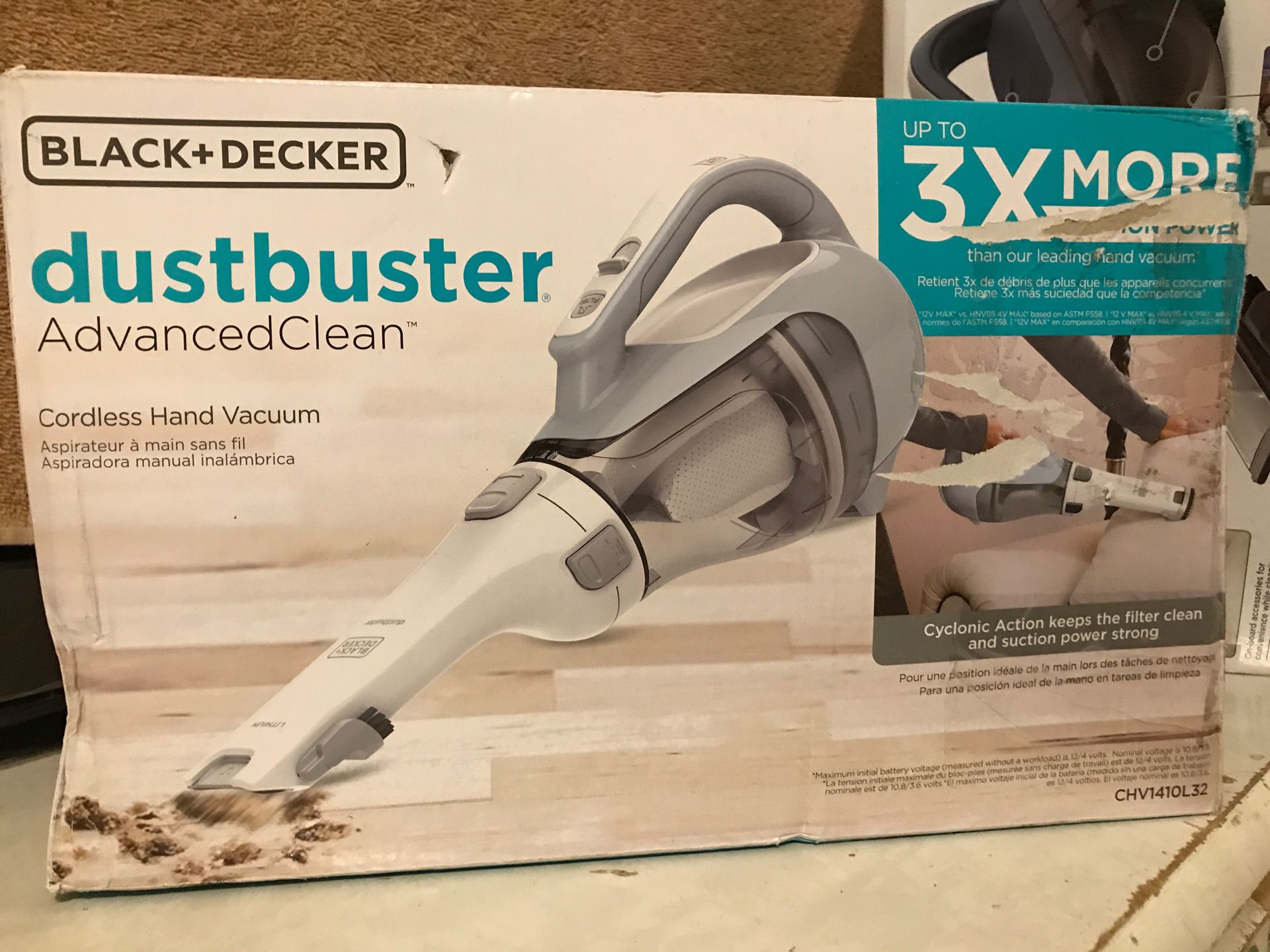 Cordless hand vacuum (used)