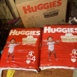 Huggies Little Snugglers Size 4 (140 count)