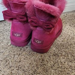 DARK FUCHSIA UGG BOOTS 
