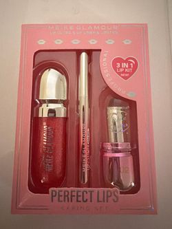 Lip set