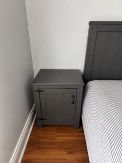 Pottery barn Night stand