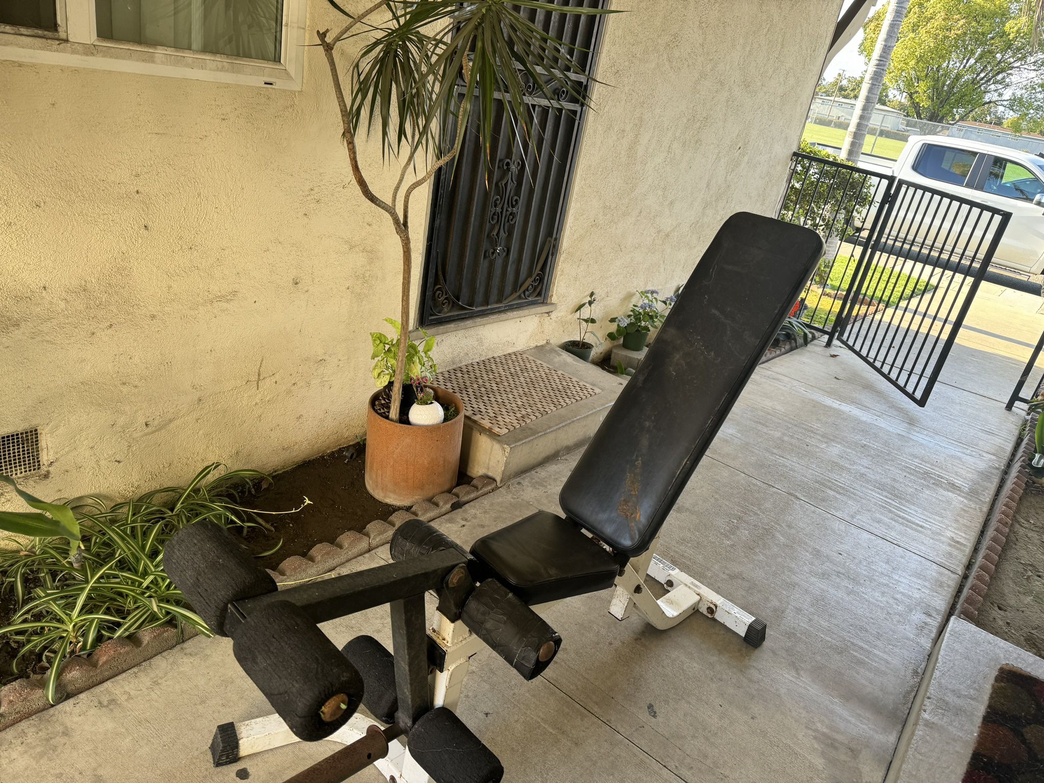 Body Solid Weight Bench 