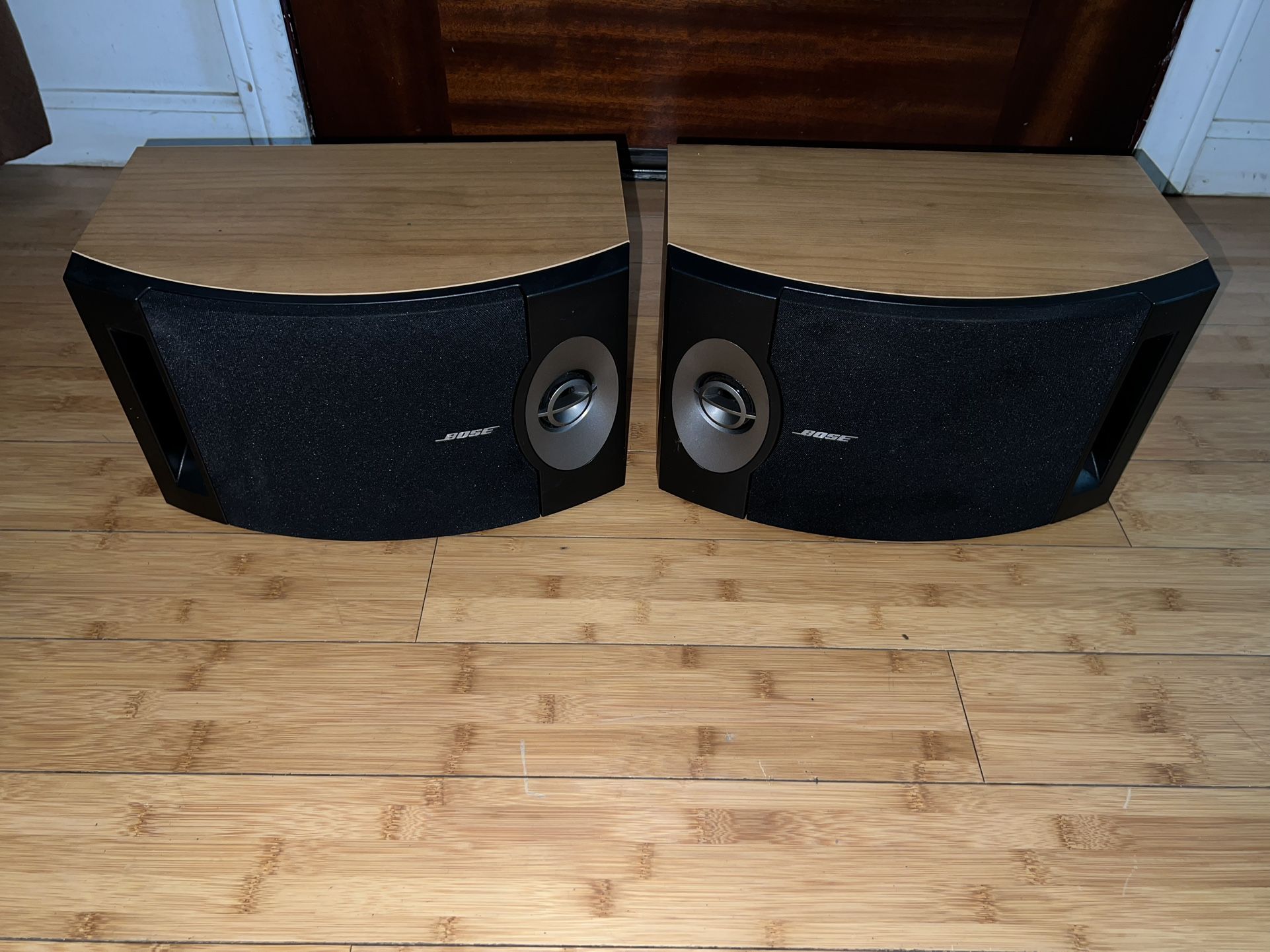 BOSE 201 V SPEAKERS RIGHT/LEFT