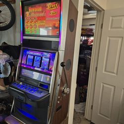 Slot Machine For Sell 