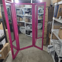 Giant 3 Piece Mirror.  6 Feet Tall Approx 6 Feet Wide Very Sturdy And Heavy 
