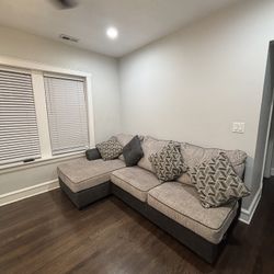Ashley Furniture Sectional Sofa 🛋️ 