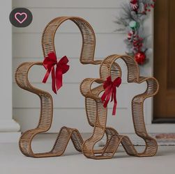 Rattan Gringbread Men Set of 2