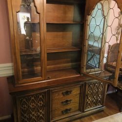 60s Vintage China Cabinet 