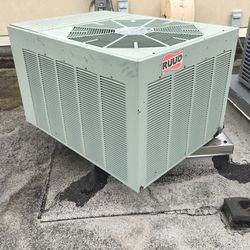 Air Conditioner   Rheem  / Ruud - R 22 Ac Unit   