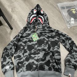 Gray Bape Hoodie Sz M ‼️