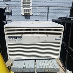 AC Unit Window Unit