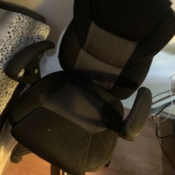 Computer chair 