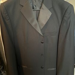 Mens Tuxedo Black Suit, Excellent Condition 