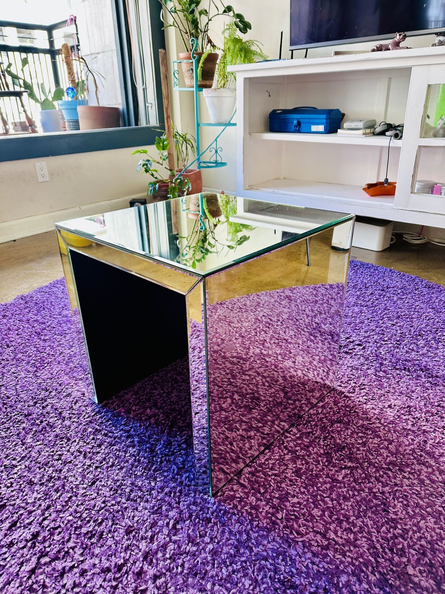 18" Square Mirror Accent Table – Modern Glam Style