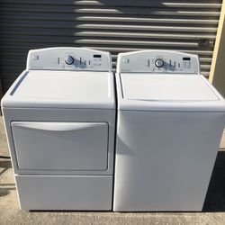 Kenmore washer & electric dryer year and a half old mint condition 
